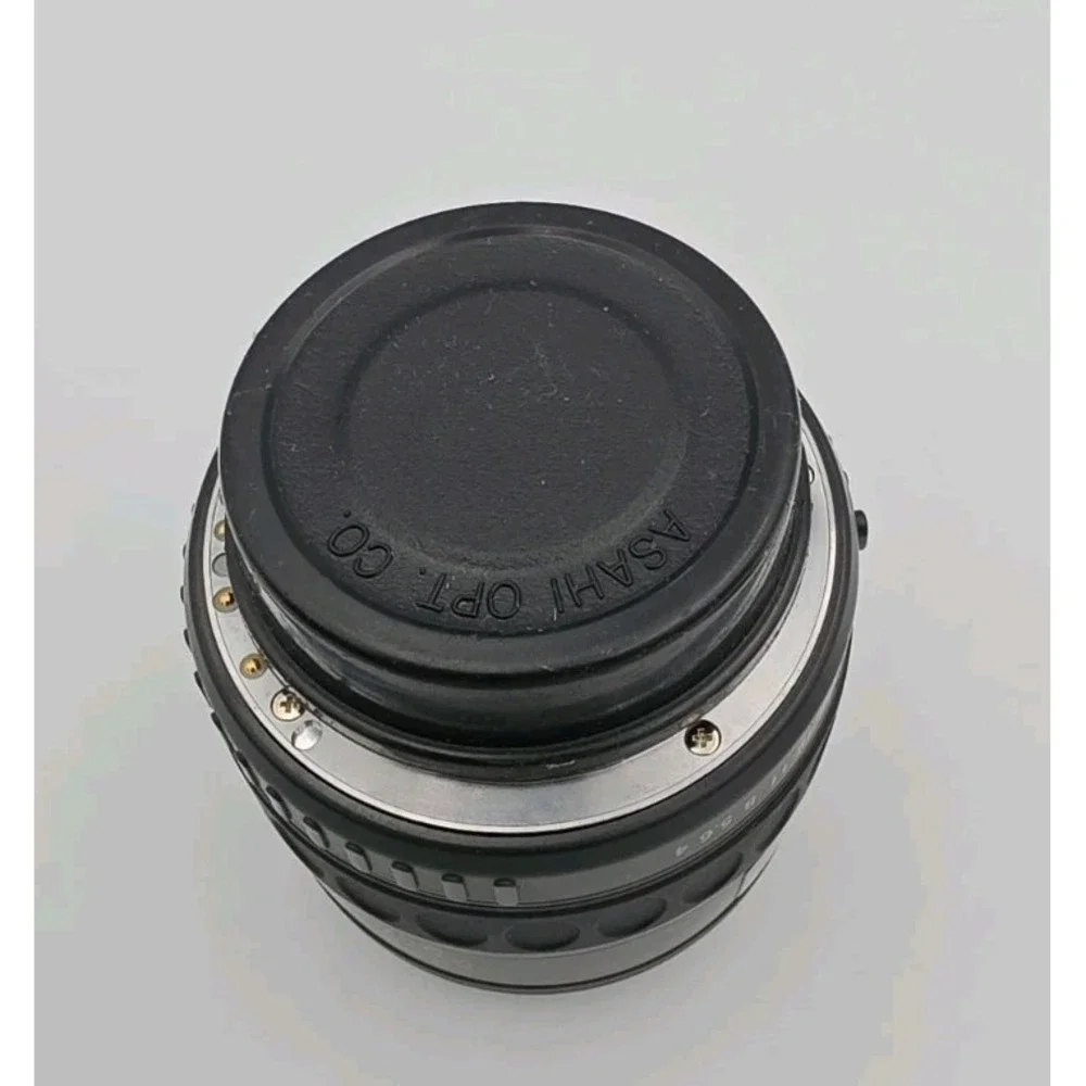 Pentax-F 35-80mm f4-5.6 SMC Autofocus Lens with Quantaray 49mm UV Filter